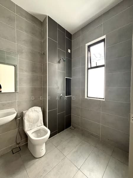 Cluster House for Sale in Taman Mount Austin (Tebrau) - Gerard Lo - Bathroom - PropertyGuru.com.my