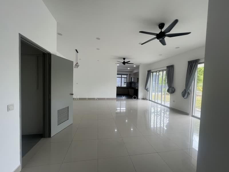 2-storey Terraced House for Rent in Kota Kemuning (Shah Alam) - Miki You - Living Room - PropertyGuru.com.my