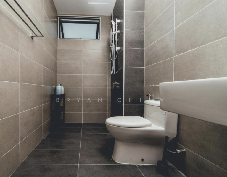 Service Residence for Sale at Wave @ Marina Cove - Bryan Chiew - Bathroom - PropertyGuru.com.my