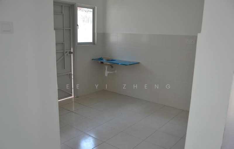 Taman Tunas Damai untuk Untuk Disewa - RM 3,300 /bulan, Mac 2026 - Kitchen - PropertyGuru.com.my