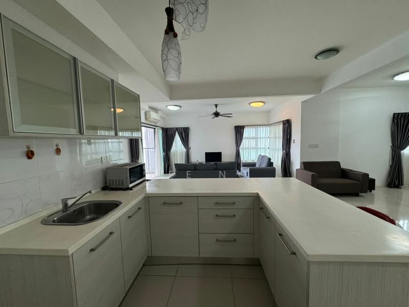 Ujana Executive Apartment untuk Untuk Disewa - RM 2,400 /bulan, Feb 2026 - Kitchen - PropertyGuru.com.my