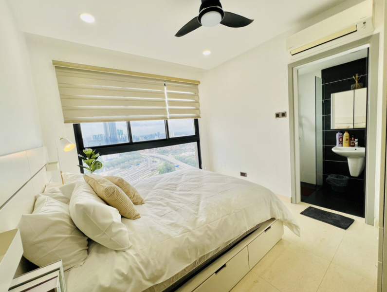 Service Residence for Sale at V@SUMMERPLACE - Bryan Chiew - Bedroom - PropertyGuru.com.my