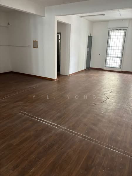Shop for Rent in Petaling Jaya (Selangor) - Y.L. Yong - Interior - PropertyGuru.com.my