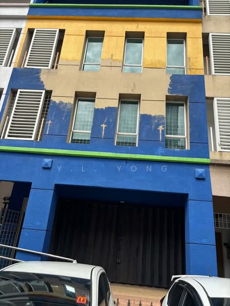 Shop for Rent in Petaling Jaya (Selangor) - Y.L. Yong - Exterior - PropertyGuru.com.my