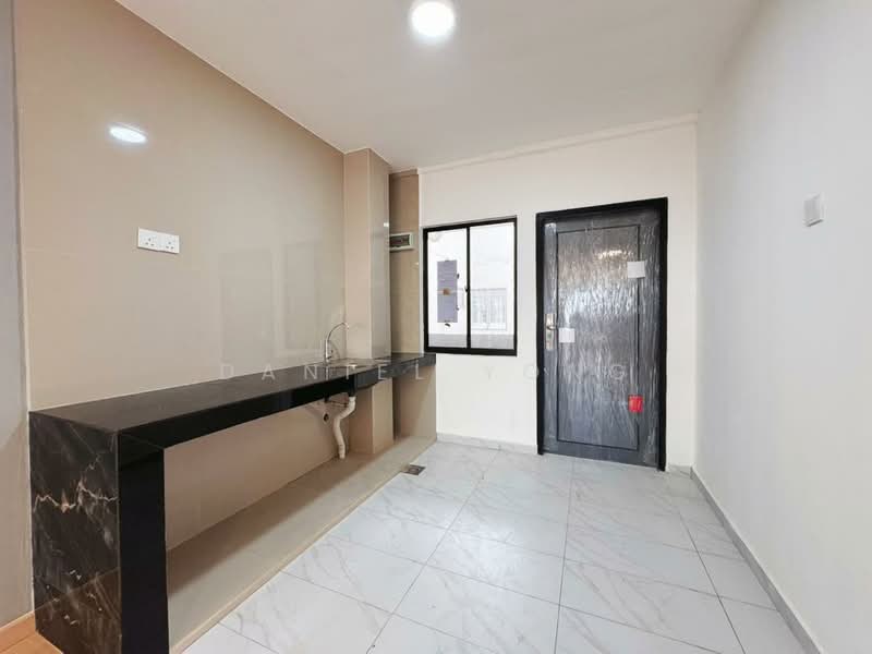 Flat Tasek 64 untuk Untuk Dijual - RM 168,000, Mac 2026 - Kitchen - PropertyGuru.com.my