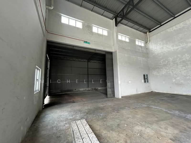 Link Factory in Prime Industrial Area @ Semenyih, Selangor untuk Untuk Disewa - RM 1,000 /bulan, Mac 2026 - Interior - PropertyGuru.com.my