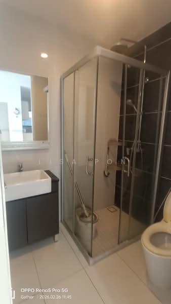 Bay Point @ Country Garden Danga Bay untuk Untuk Disewa - RM 2,400 /bulan, Mac 2026 - Bathroom - PropertyGuru.com.my