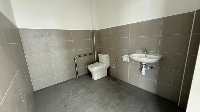 Factory for Rent in Senai (Kulai) - Chai Ling Soh - Bathroom - PropertyGuru.com.my