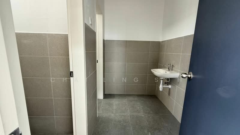 Factory for Rent in Senai (Kulai) - Chai Ling Soh - Bathroom - PropertyGuru.com.my