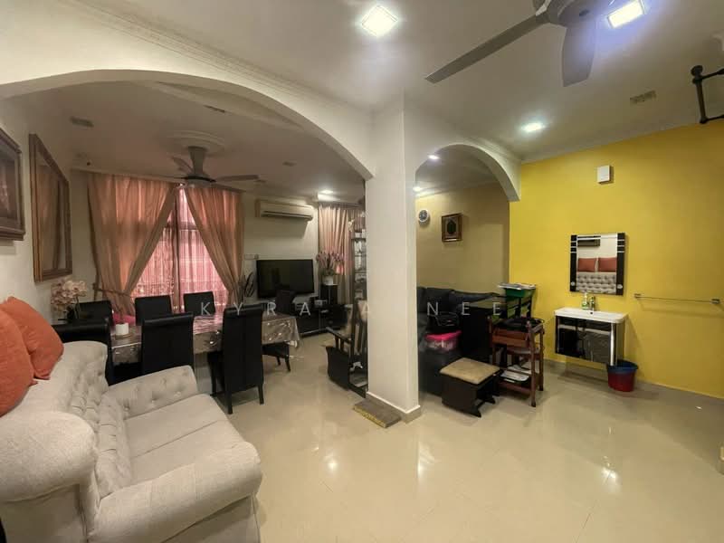 Semi-Detached House for Sale in Bangi (Selangor) - Kyra Afnee - Living Room - PropertyGuru.com.my