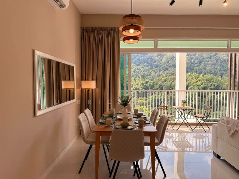Ferringhi Residence 2 untuk Untuk Disewa - RM 4,500 /bulan, Mac 2026 - Dining Room - PropertyGuru.com.my