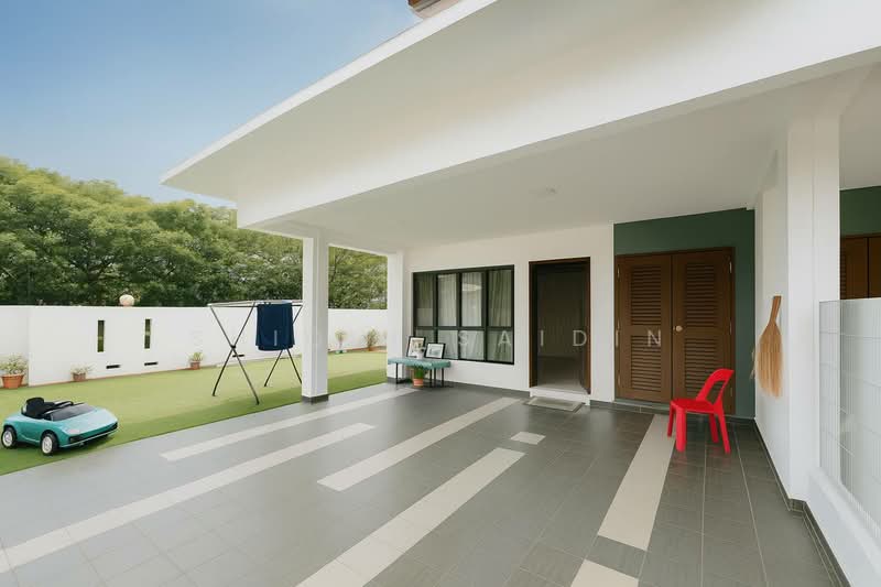 2-storey Terraced House for Sale in Setia Alam (Selangor) - Shiqin Saidin - Exterior - PropertyGuru.com.my