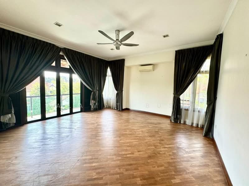Bungalow for Sale in Seksyen U1 (Glenmarie) - Salawati Busro - Living Room - PropertyGuru.com.my