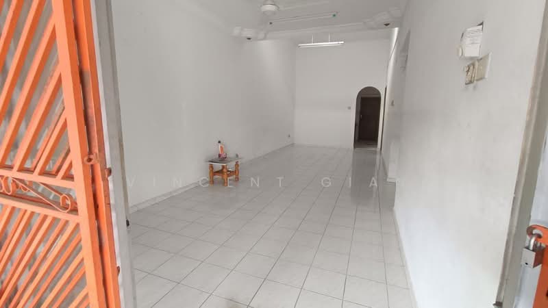 1-storey Terraced House for Rent in Taman Molek (Johor Bahru) - Vincent Gian - Interior - PropertyGuru.com.my