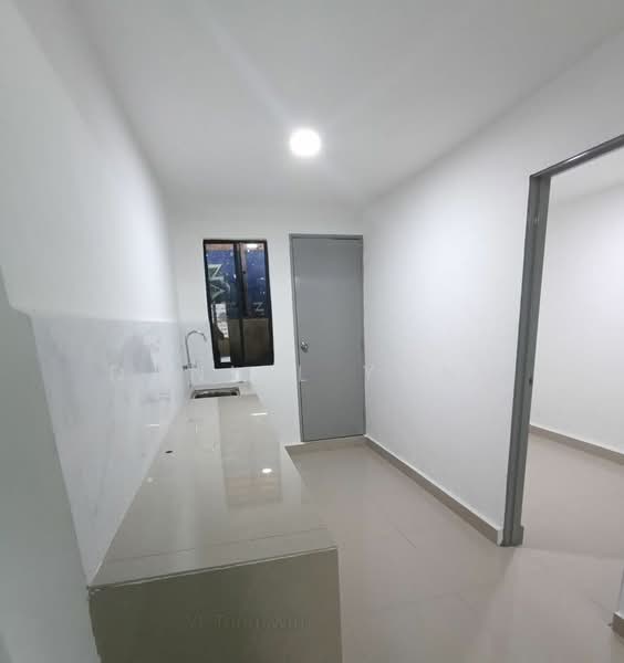 2-storey Terraced House for Sale in Taman Plentong Baru (Masai) - Daniel Yong - Kitchen - PropertyGuru.com.my