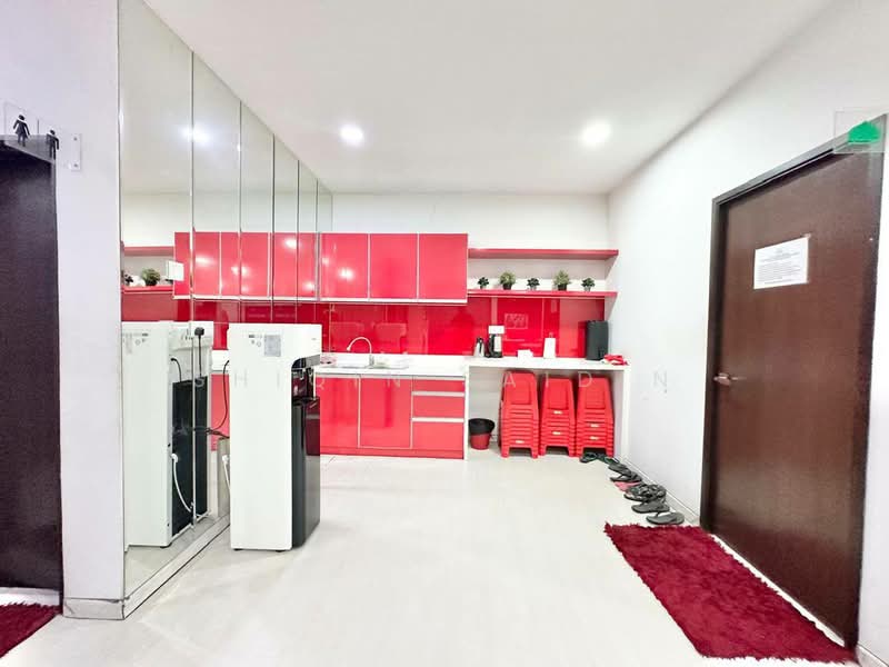 Shop / Office for Sale in Taman Nirwana (Ampang) - Shiqin Saidin - Kitchen - PropertyGuru.com.my
