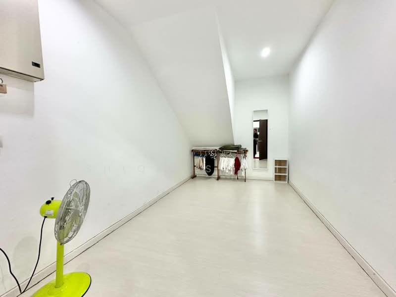 Shop / Office for Sale in Taman Nirwana (Ampang) - Shiqin Saidin - Interior - PropertyGuru.com.my