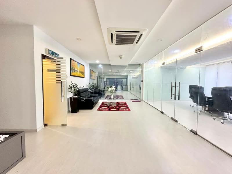Shop / Office for Sale in Taman Nirwana (Ampang) - Shiqin Saidin - Lobby - PropertyGuru.com.my