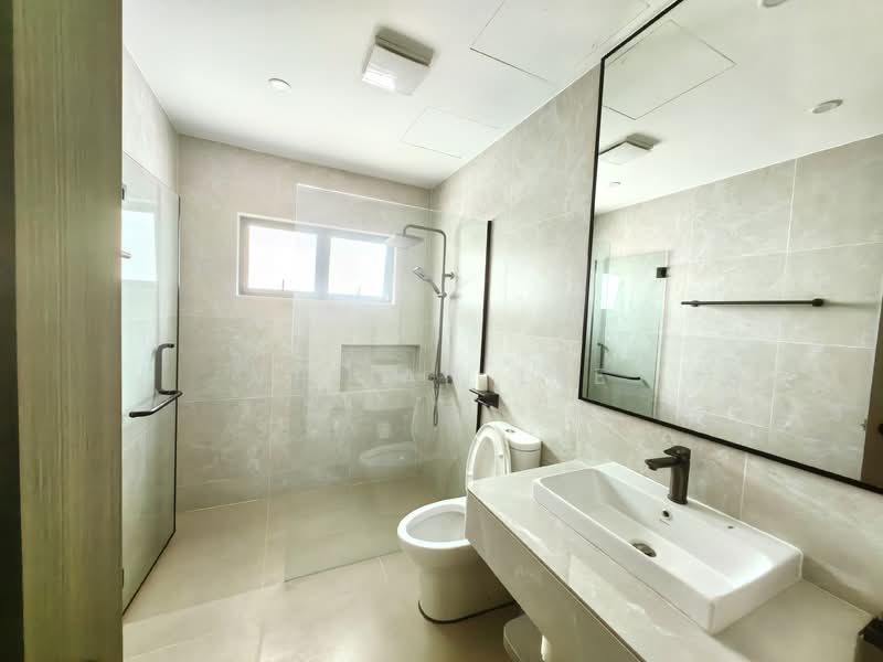 Hijauan Residence, Perdana Residence 2, One Sierra, Blue Sky untuk Untuk Dijual - RM 1,590,000, Mac 2026 - Bathroom - PropertyGuru.com.my