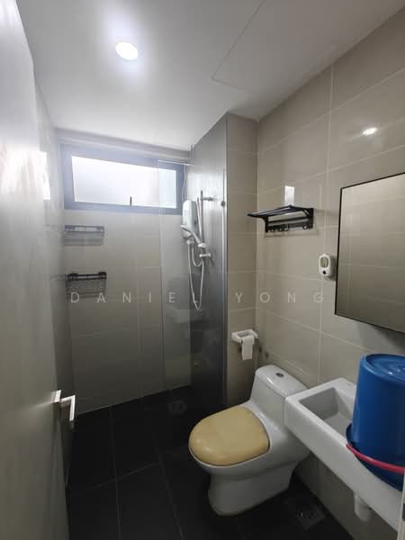 Condominium for Sale at The Raffles Suites - Daniel Yong - Bathroom - PropertyGuru.com.my