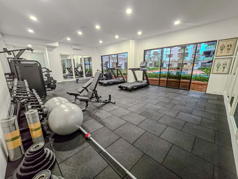 Condominium for Rent at Wickham Residence - Sandhu . - Gym - PropertyGuru.com.my