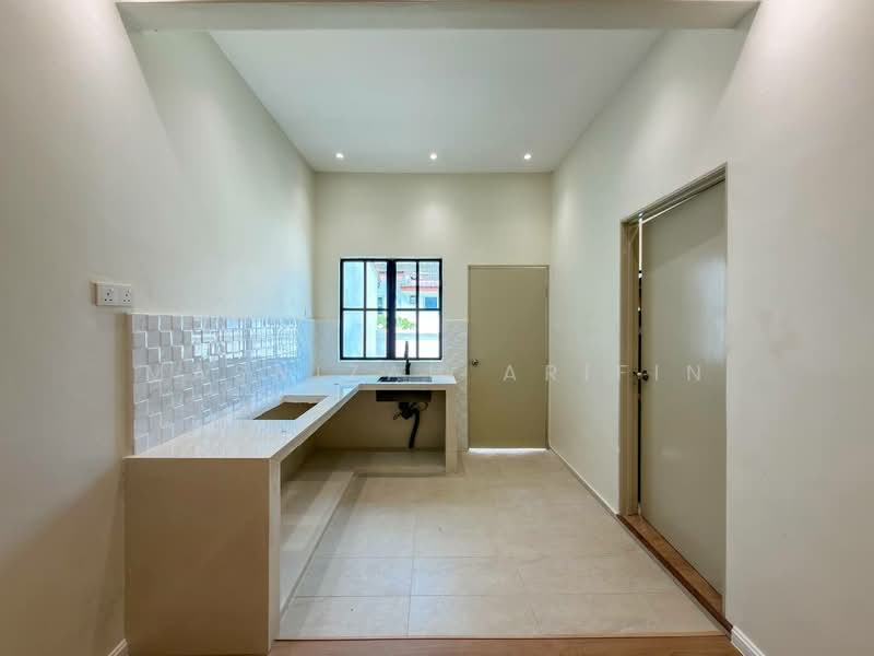 1-storey Terraced House for Sale in Taman Dusun Jaya (Semenyih) - Masnizah Arifin - Kitchen - PropertyGuru.com.my