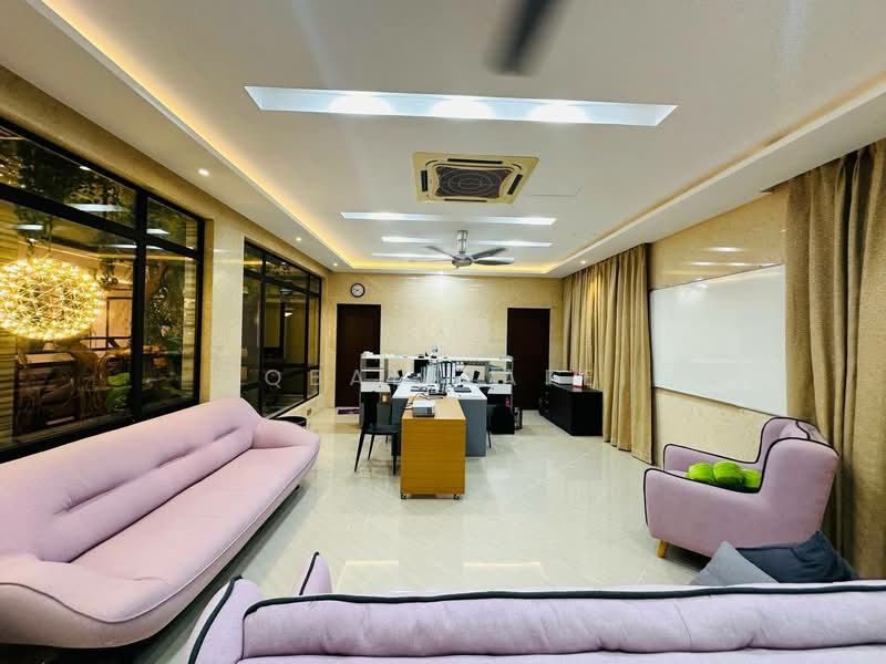 Bungalow for Sale in Petaling Jaya (Selangor) - Iqbal Rafei - Study - PropertyGuru.com.my