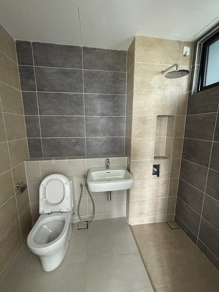 Setia City Residences untuk Untuk Dijual - RM 620,000, Mac 2026 - Bathroom - PropertyGuru.com.my