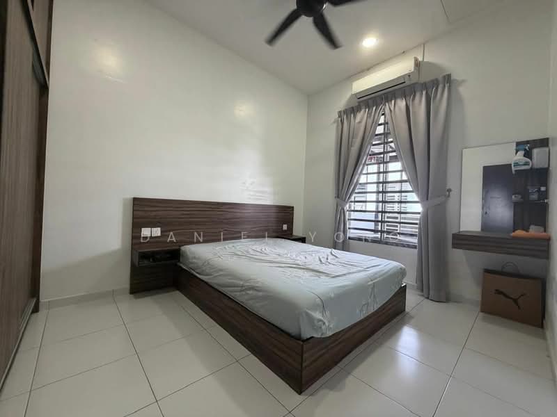 2-storey Terraced House for Sale in Setia Tropika (Johor Bahru) - Daniel Yong - Bedroom - PropertyGuru.com.my