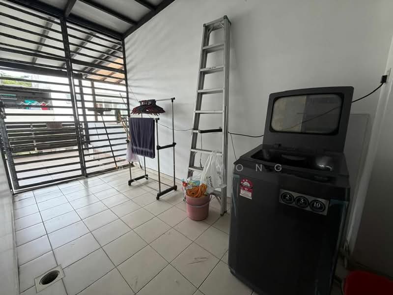 2-storey Terraced House for Sale in Setia Tropika (Johor Bahru) - Daniel Yong - Balcony - PropertyGuru.com.my