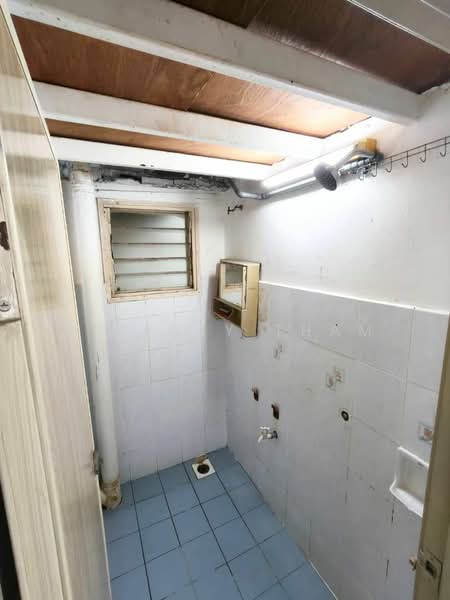 Flat for Rent at Prima Damansara - Jeffrey Tham - Bathroom - PropertyGuru.com.my