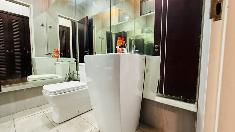 Link Bungalow for Sale in Setia Alam (Selangor) - Robert See - Bathroom - PropertyGuru.com.my