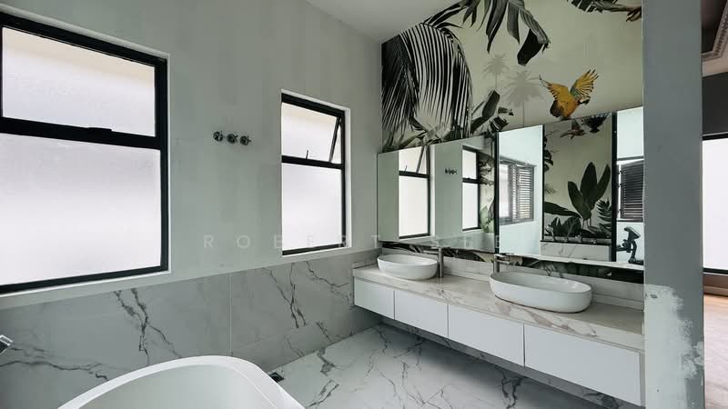 Link Bungalow for Sale in Setia Alam (Selangor) - Robert See - Bathroom - PropertyGuru.com.my