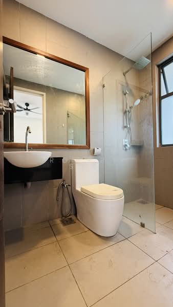 Link Bungalow for Sale in Setia Alam (Selangor) - Robert See - Bathroom - PropertyGuru.com.my
