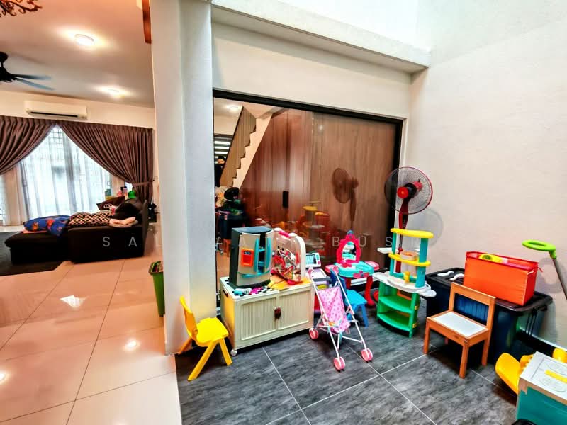 Terraced House for Sale in Shah Alam (Selangor) - Salawati Busro - Living Room - PropertyGuru.com.my