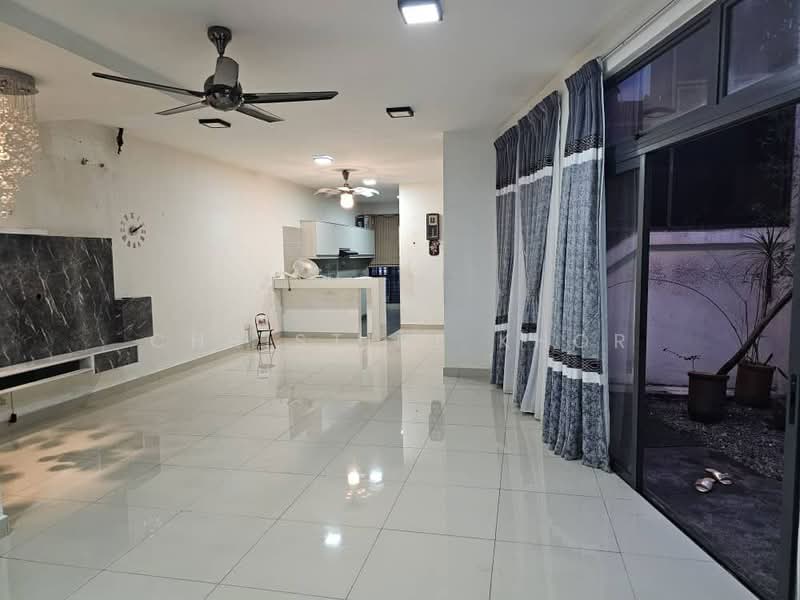Laman Glenmarie untuk Untuk Dijual - RM 935,000, Mac 2026 - Living Room - PropertyGuru.com.my