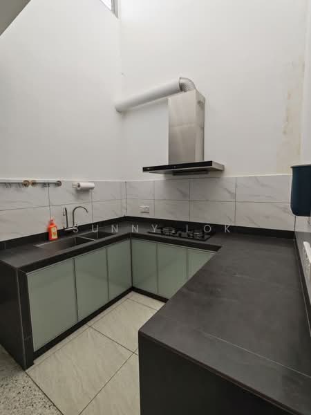 1-storey Terraced House for Rent in Taman Keenways (Bukit Mertajam) - Sunny Lok - Kitchen - PropertyGuru.com.my