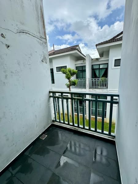 2-storey Terraced House for Sale in Taman Kota Masai (Pasir Gudang) - Ong Lih Shyan - Balcony - PropertyGuru.com.my
