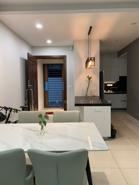 Queens Residences Q1 @ Queens Waterfront untuk Untuk Disewa - RM 4,000 /bulan, Feb 2026 - Dining Room - PropertyGuru.com.my