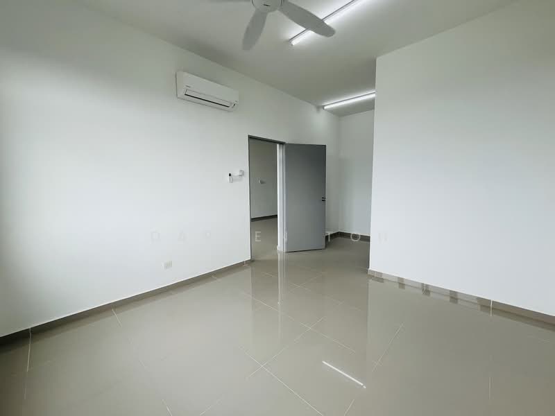 Service Residence for Rent at Serviced Residence @ The Louvre @ Country Heights - Darren Toh - Interior - PropertyGuru.com.my