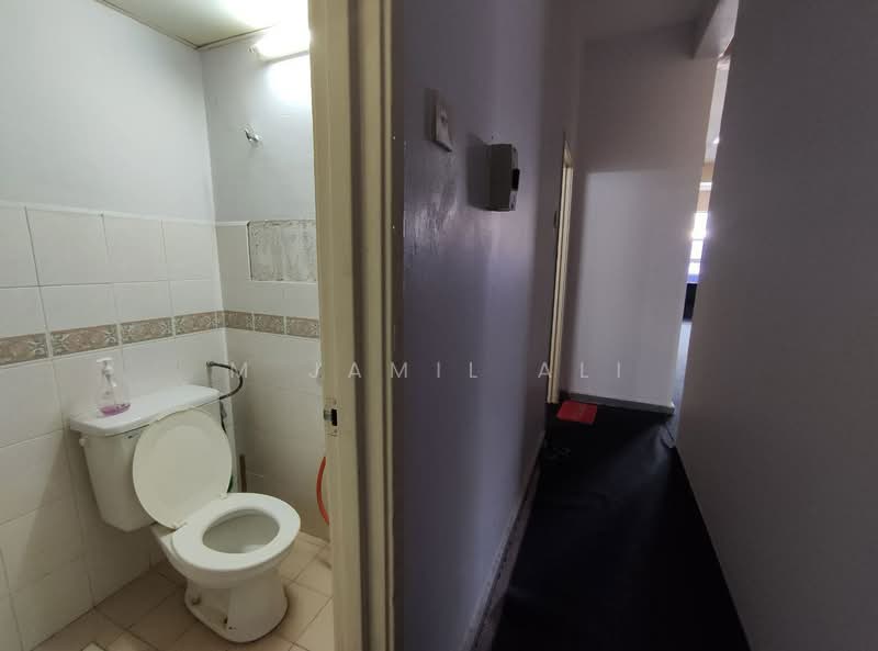 Office for Rent in Sungai Besi (Kuala Lumpur) - M Jamil Ali - Bathroom - PropertyGuru.com.my