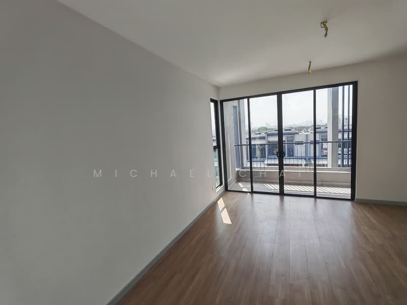 Semi-Detached House for Sale in Bandar Bukit Puchong (Puchong) - Michael Chai - Balcony - PropertyGuru.com.my