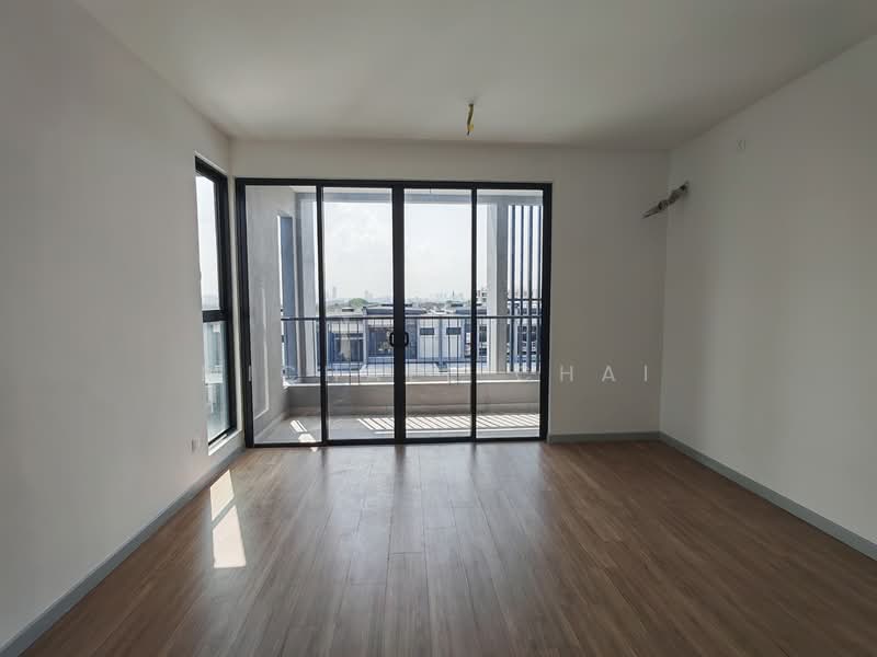 Semi-Detached House for Sale in Bandar Bukit Puchong (Puchong) - Michael Chai - Balcony - PropertyGuru.com.my