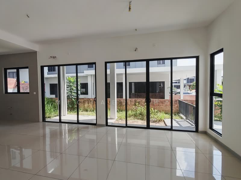 Semi-Detached House for Sale in Bandar Bukit Puchong (Puchong) - Michael Chai - Living Room - PropertyGuru.com.my
