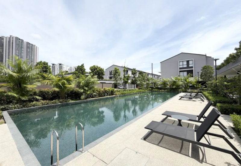 3-storey Terraced House for Sale in Taman Bukit Serdang (Seri Kembangan) - Tony YY - PropertyGuru.com.my