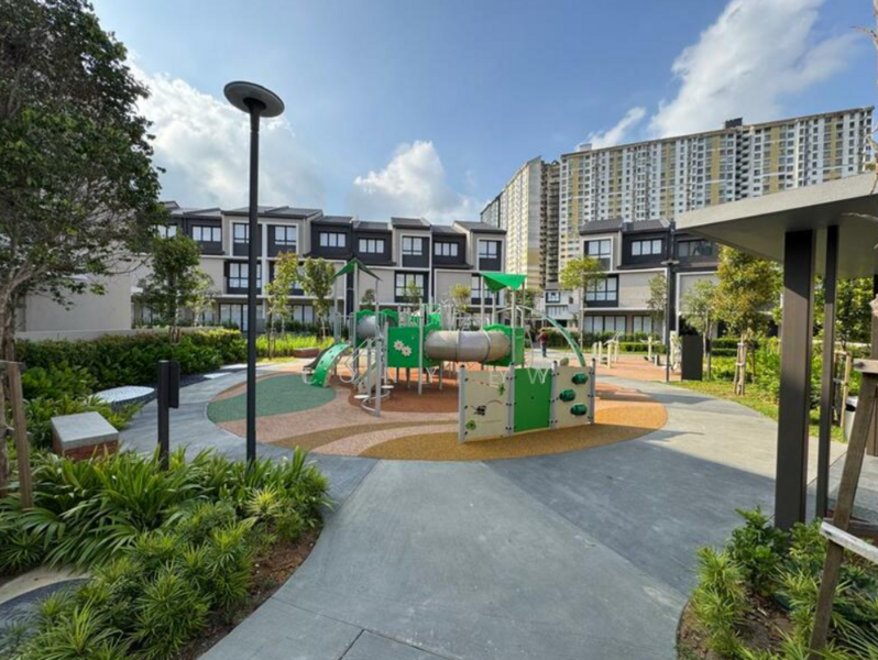 3-storey Terraced House for Sale in Taman Bukit Serdang (Seri Kembangan) - Tony YY - PropertyGuru.com.my