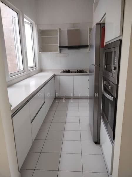 Ariza Seri Tanjung Pinang untuk Untuk Disewa - RM 5,000 /bulan, Mac 2026 - Kitchen - PropertyGuru.com.my