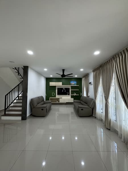 Berkembar Dua Tingkat Peserai untuk Untuk Dijual - RM 540,000, Mac 2026 - Living Room - PropertyGuru.com.my