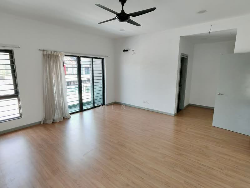 2-storey Terraced House for Rent in Bandar Bukit Raja (Klang) - Alwin Lee - Living Room - PropertyGuru.com.my