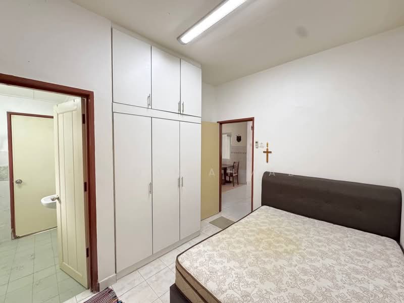 2-storey Terraced House for Sale in Bandar Seri Putra (Bangi) - Azman Ahmad - PropertyGuru.com.my